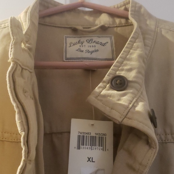 Jacket - Picture 4 of 4